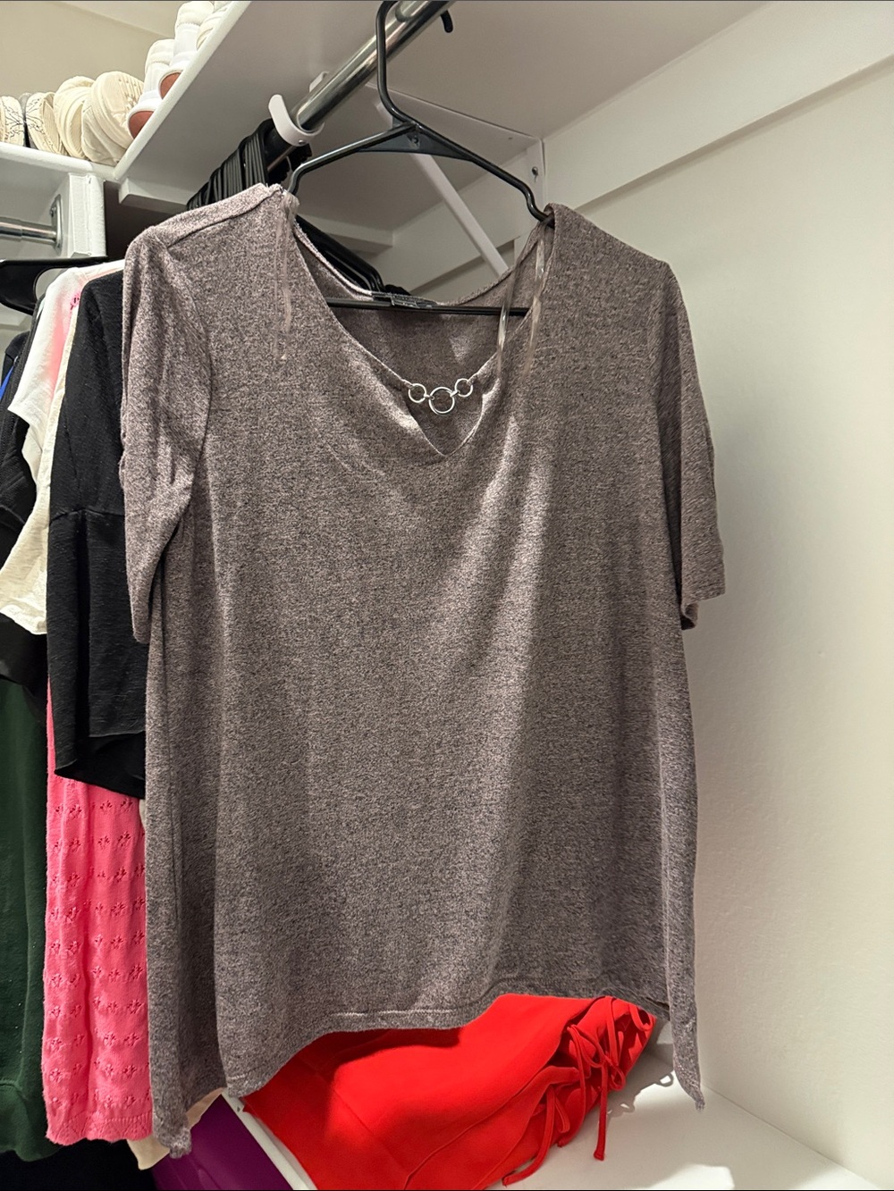 Women’s Short Sleeve V-Neck Top - Gray